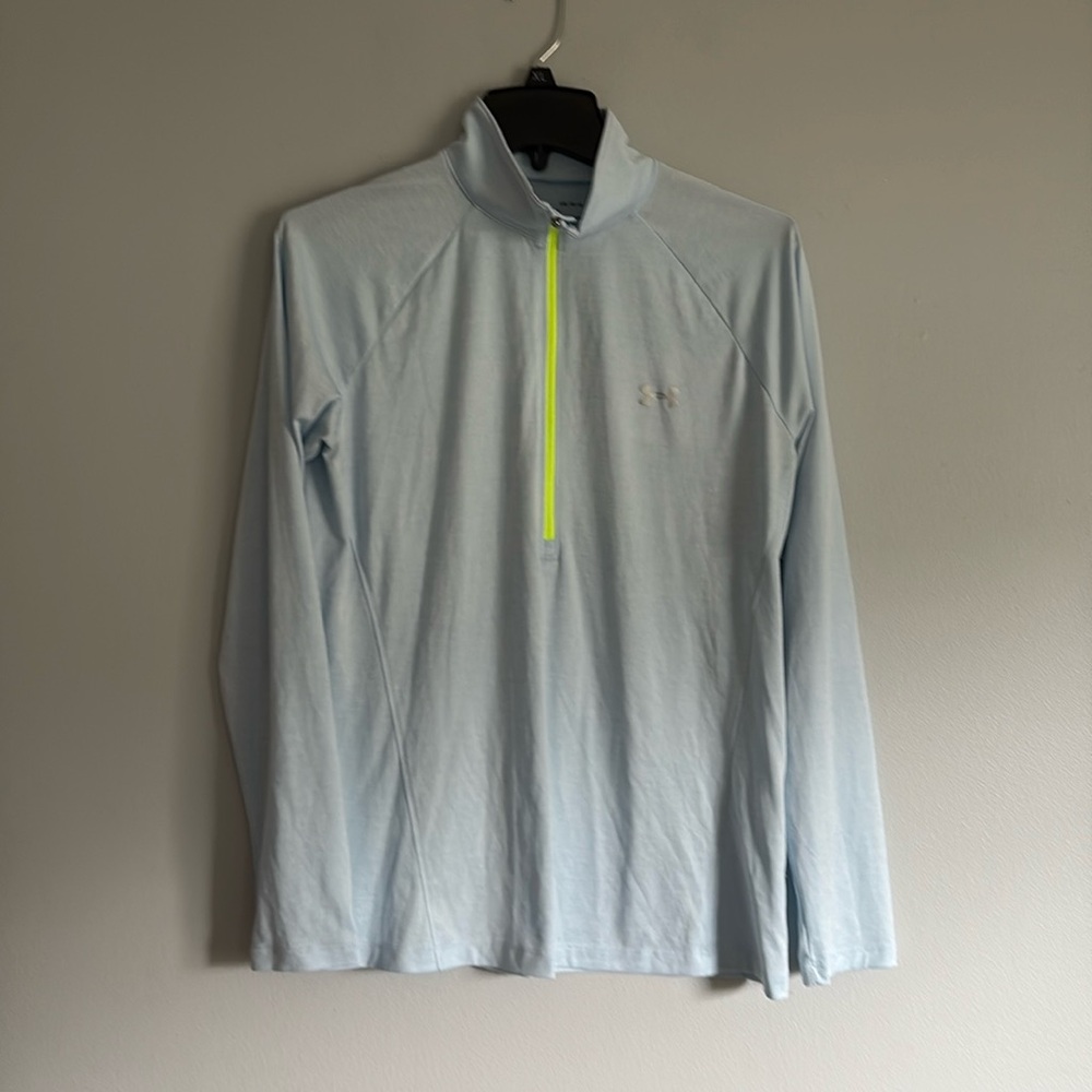 UNDER ARMOUR Half zip pullover, light blue with neon yellow detail, size large